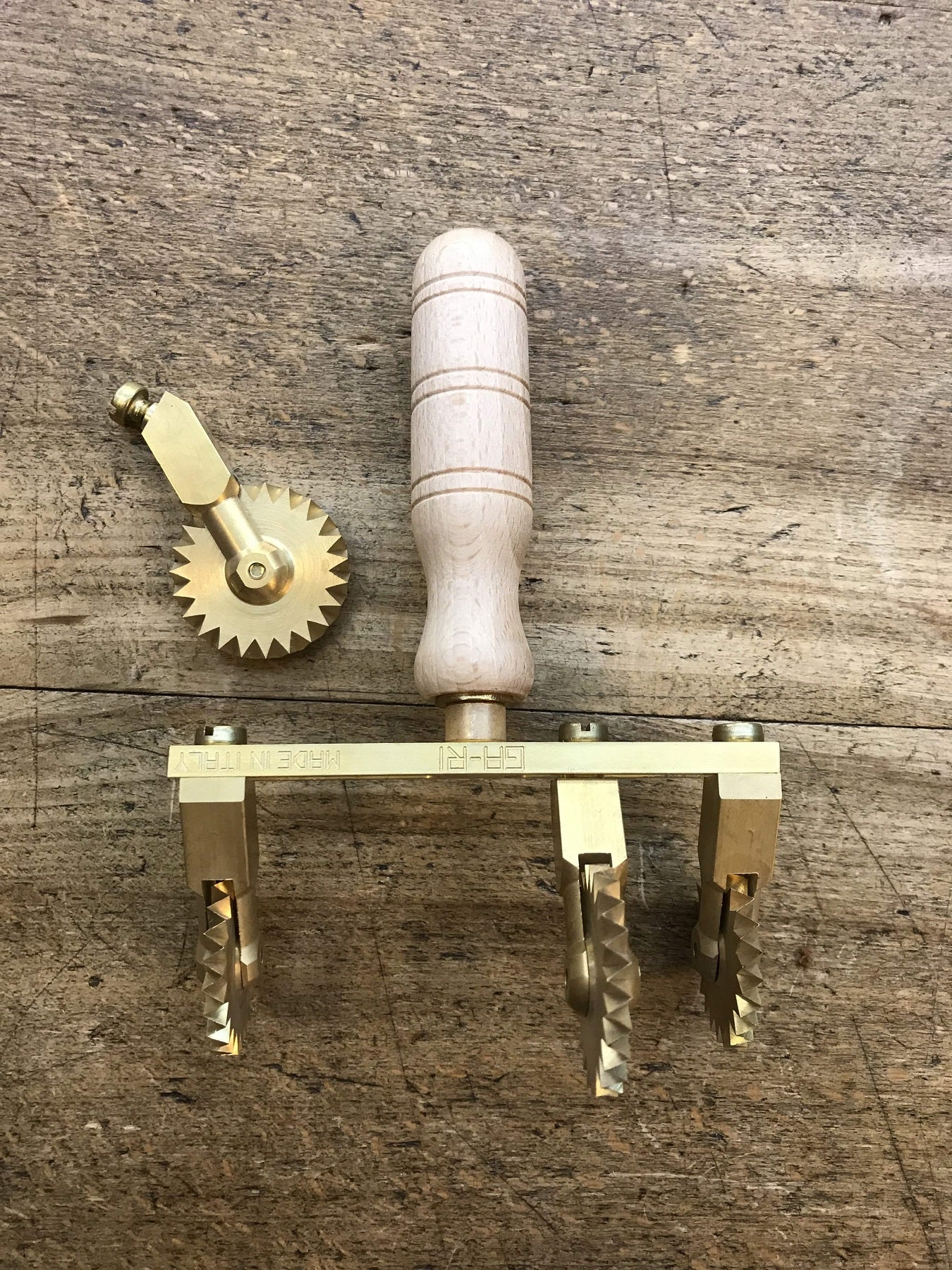 4-way adjustable festooned yoke