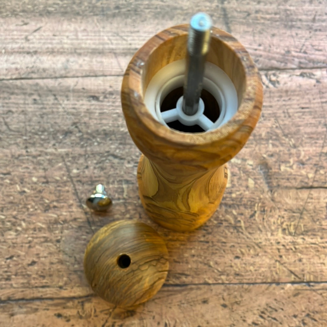 Salt grinder