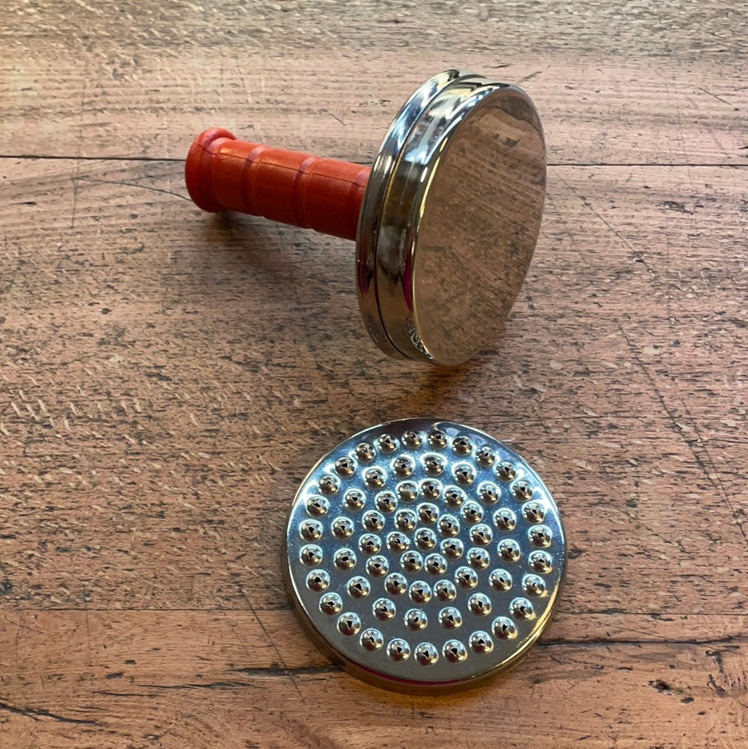 Meat tenderizer with tenderizer