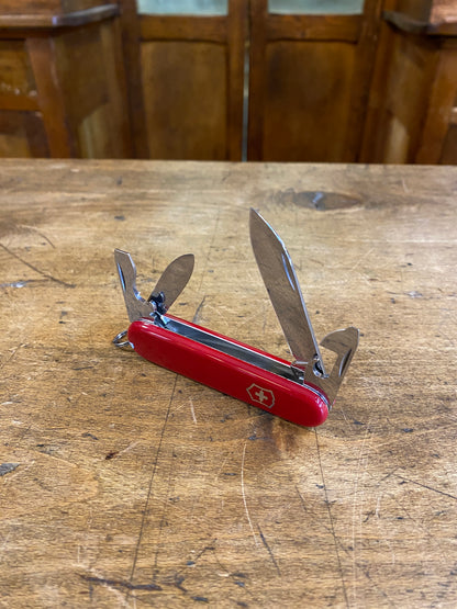 Victorinox Recruit