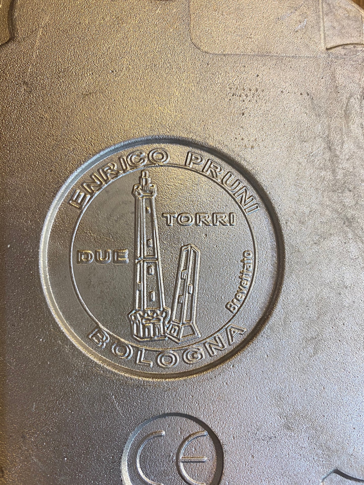 Mold for 4 tigelle