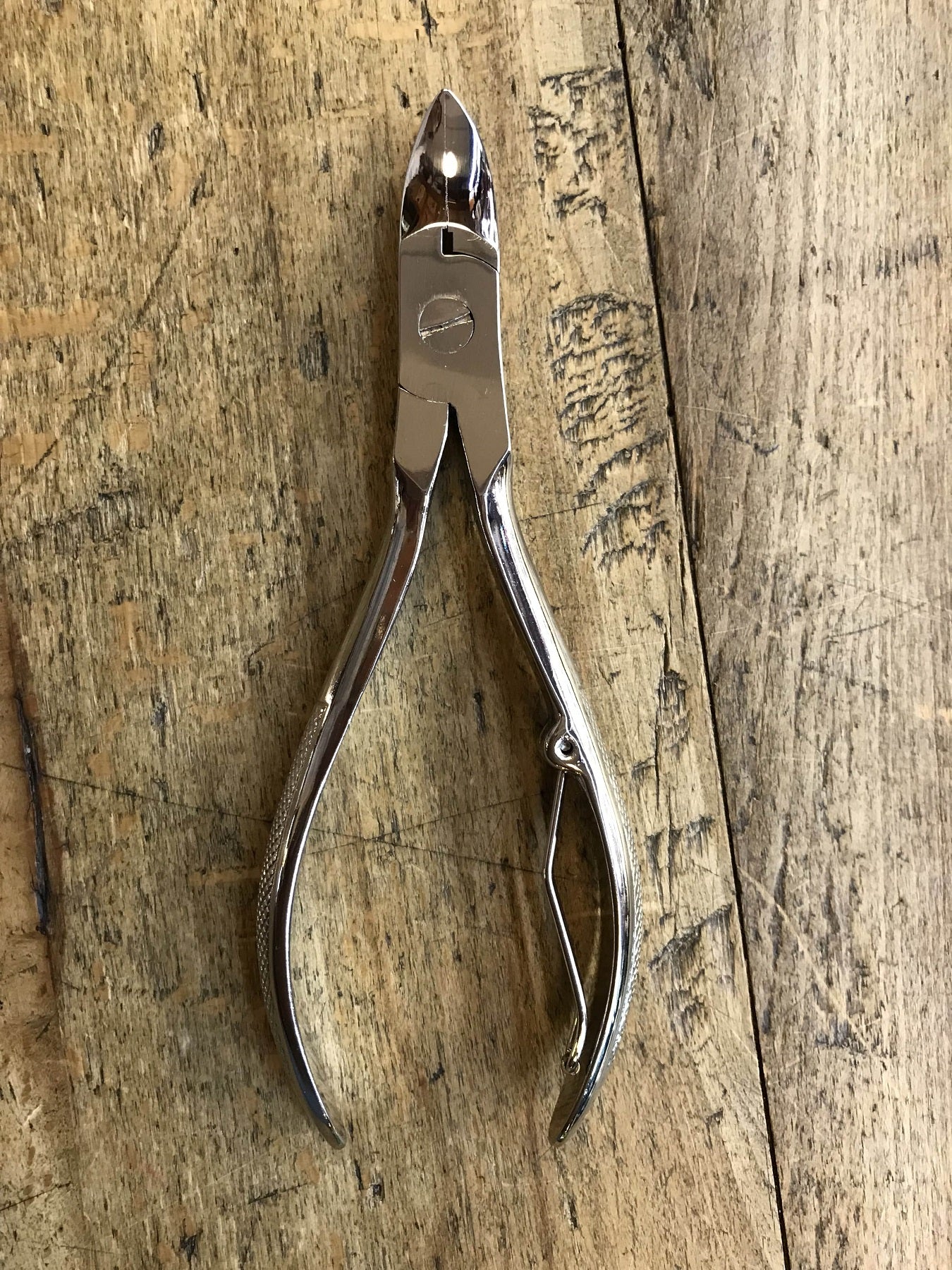 Large toenail nippers