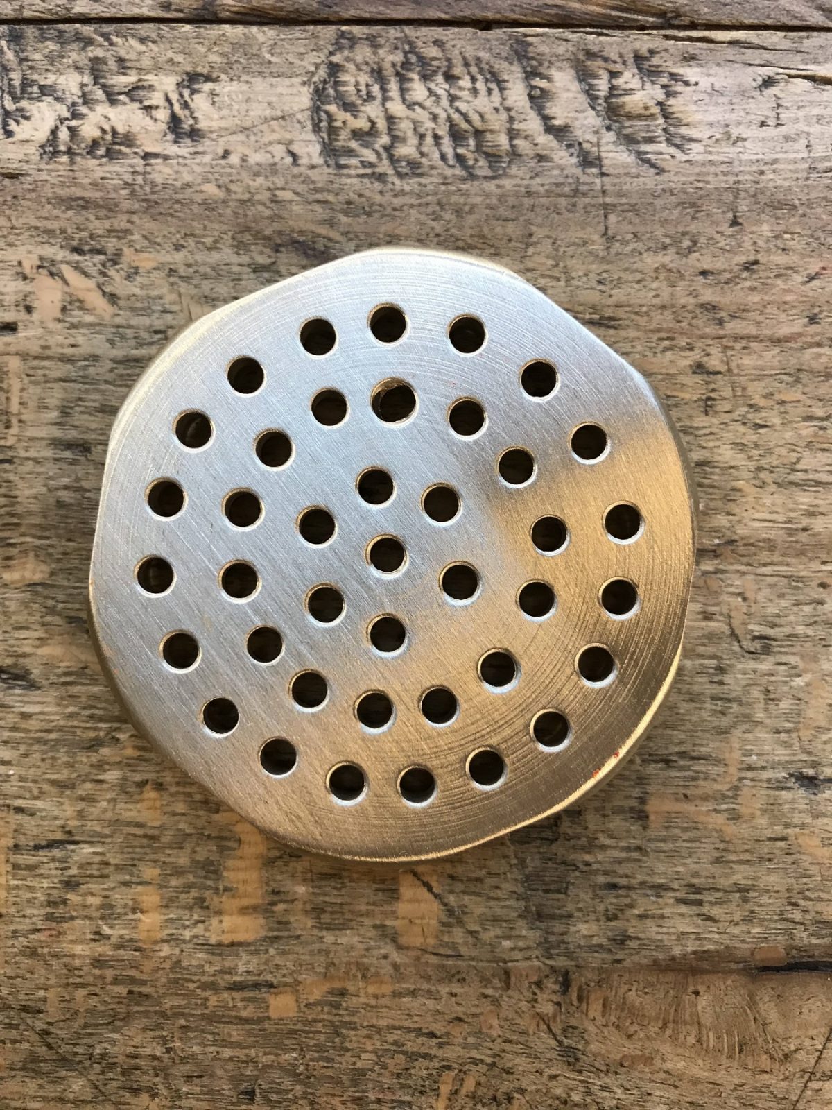 Torchietto in ottone per la pasta