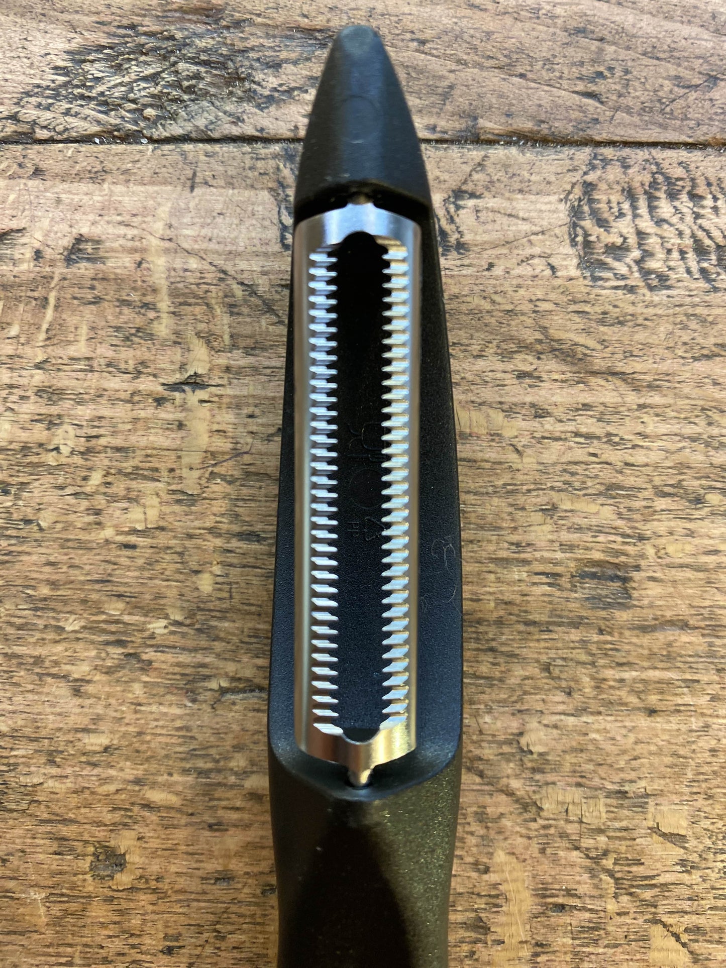 Pelapomodoro Victorinox