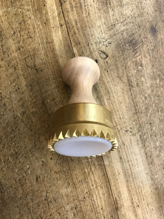 Stampo per ravioli tondi Ø 6,5 cm festonato