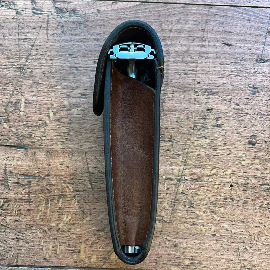 Leather case for safety razor