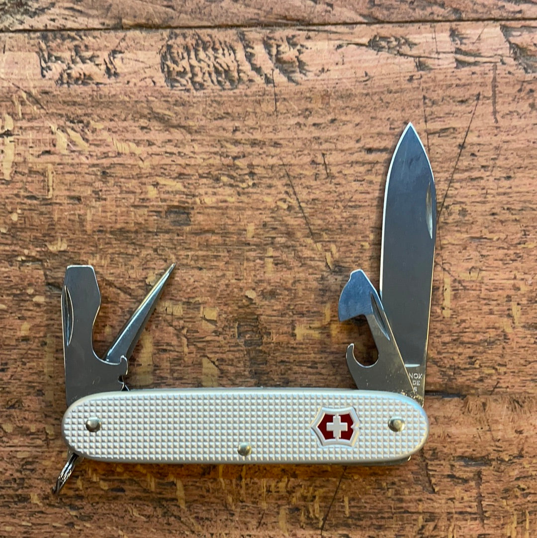 Pioneer in aluminium