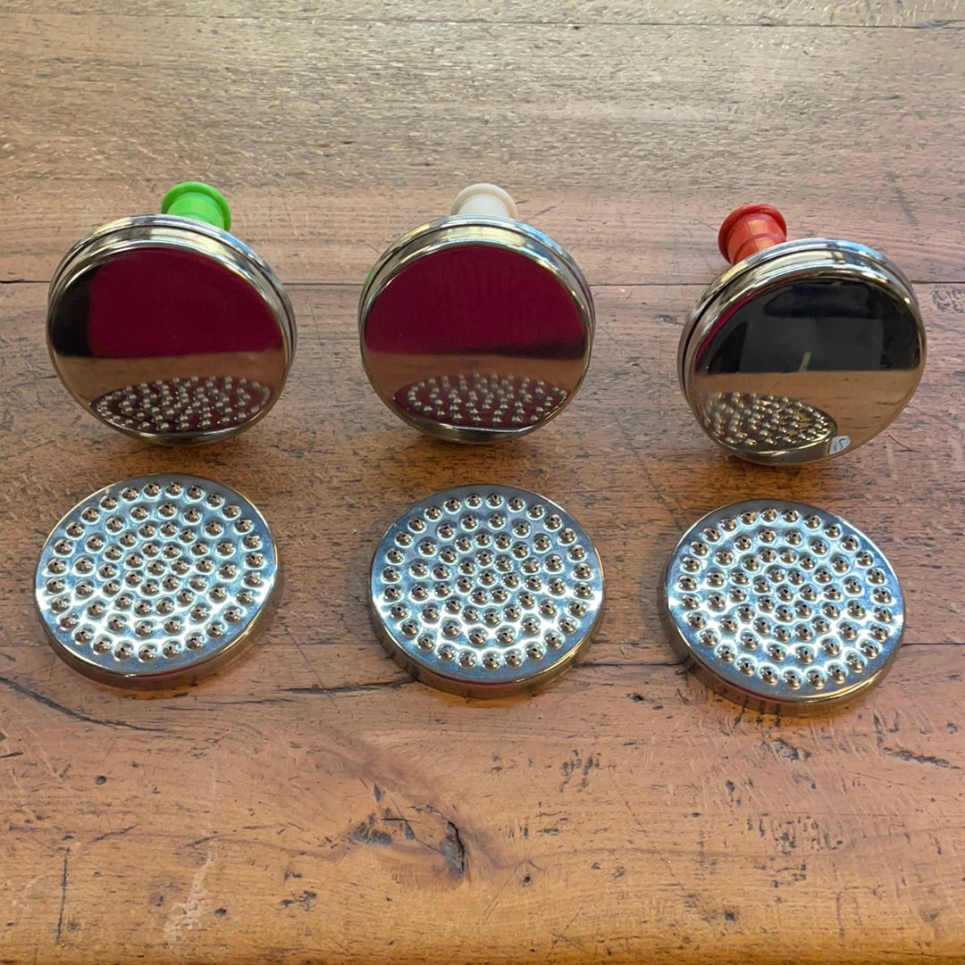 Meat tenderizer with tenderizer