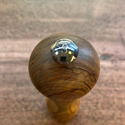 Salt grinder