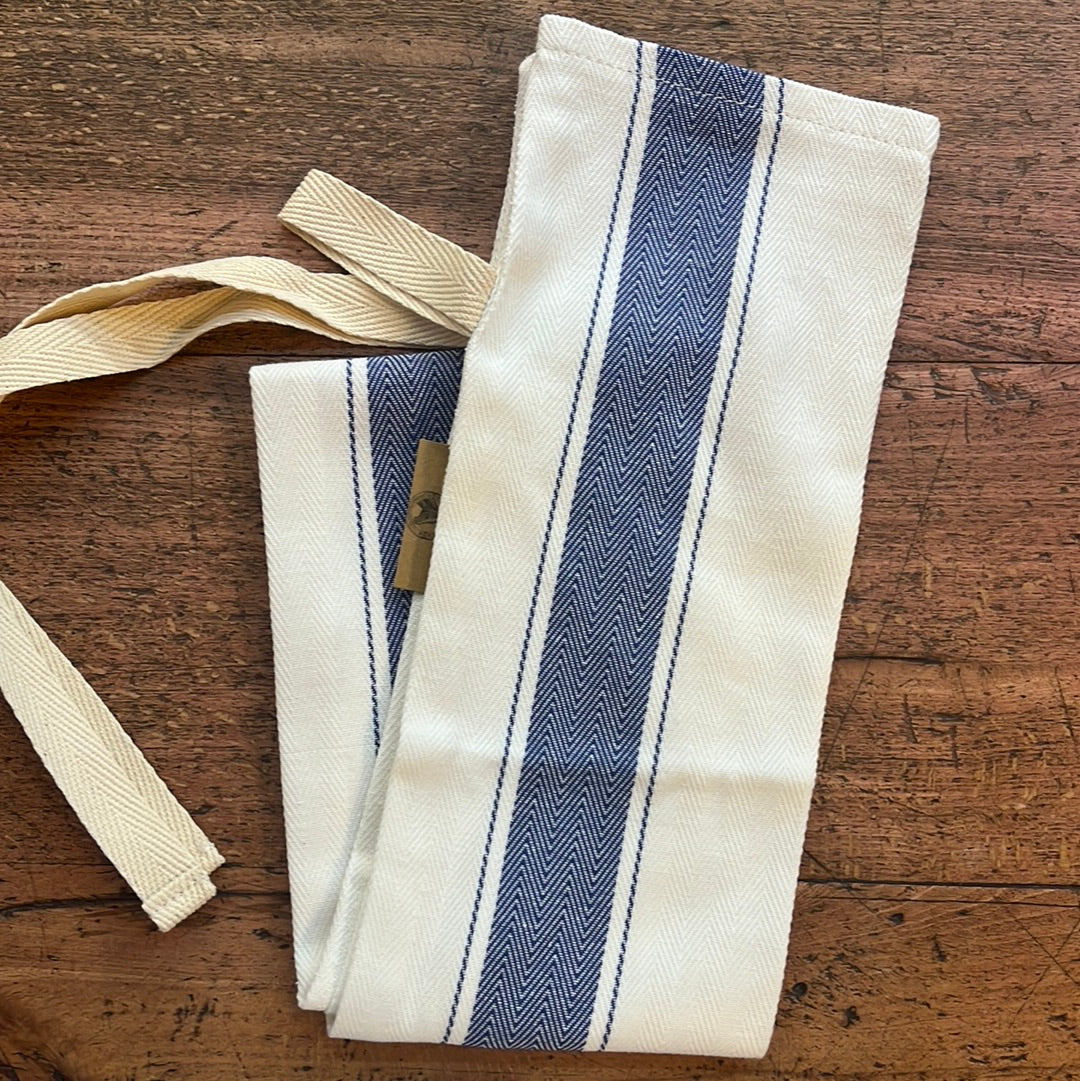 Linen rolling pin holder