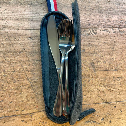 Travel cutlery set