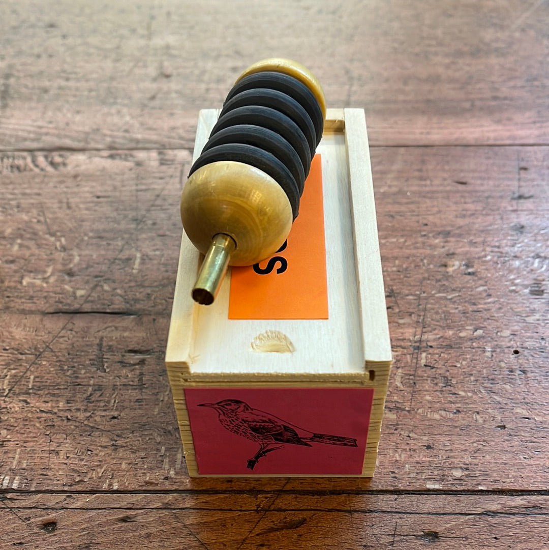 Rubber thrush decoy