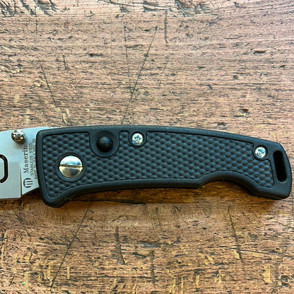 Maserin switch handle
