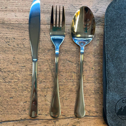 Travel cutlery set