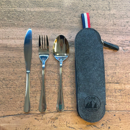 Travel cutlery set