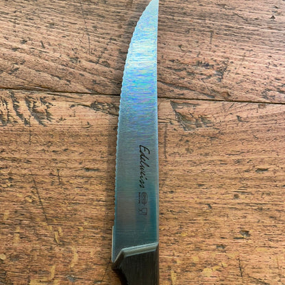 Coltello da tavola lama seghettata