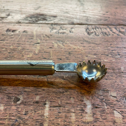 Tomato scoop