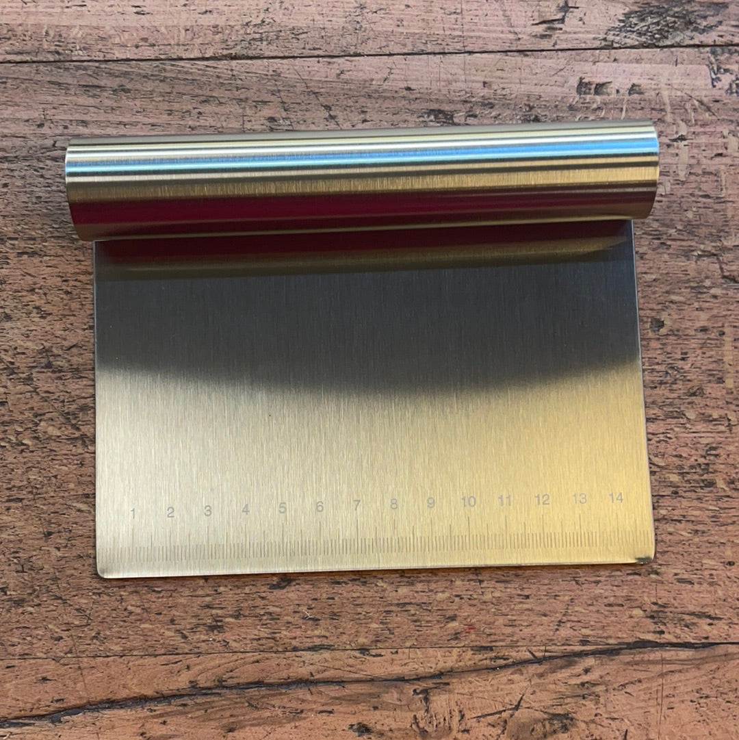 Spatola taglia pasta - Dough scraper