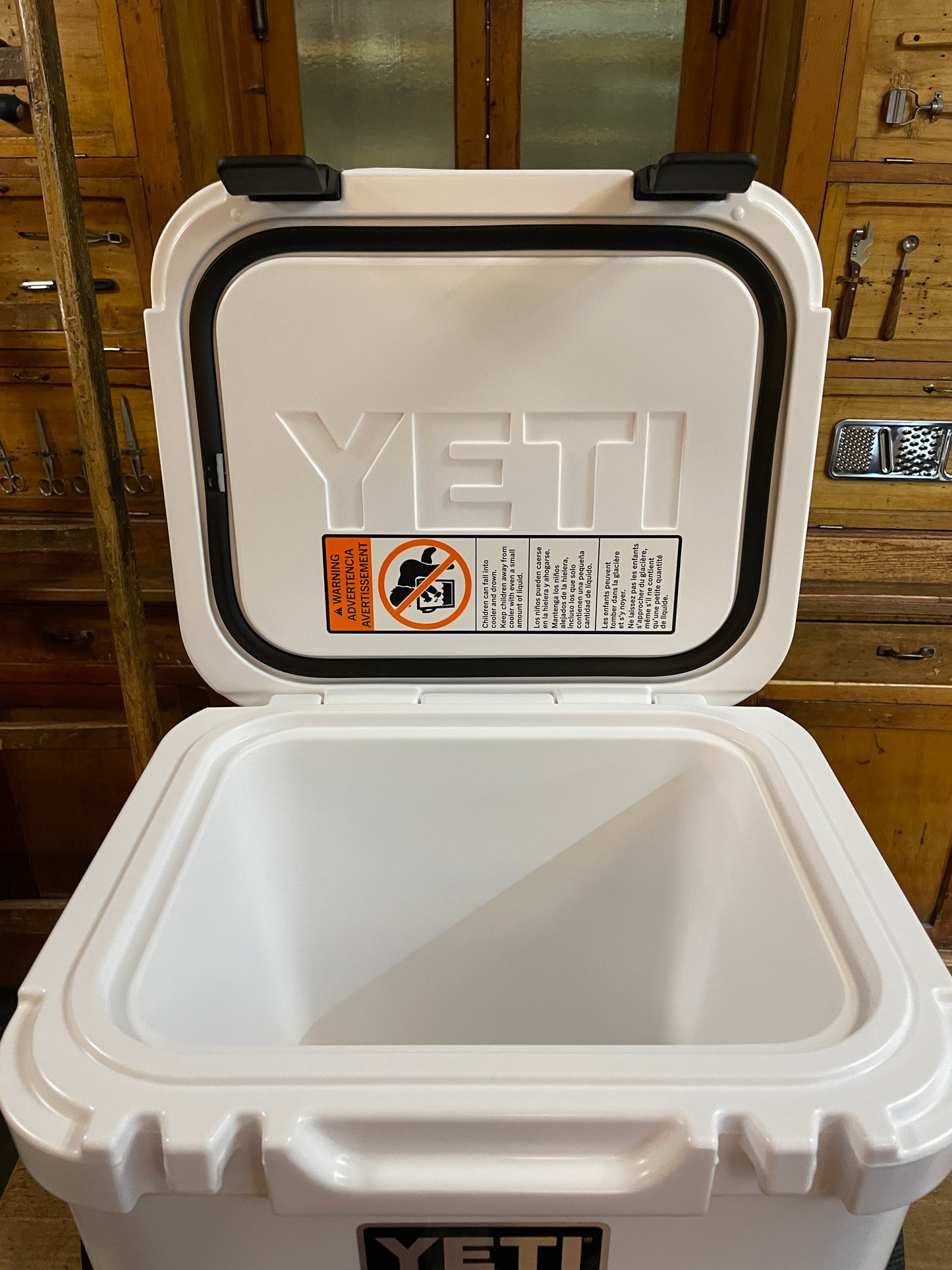Yeti Roadie 24lt White