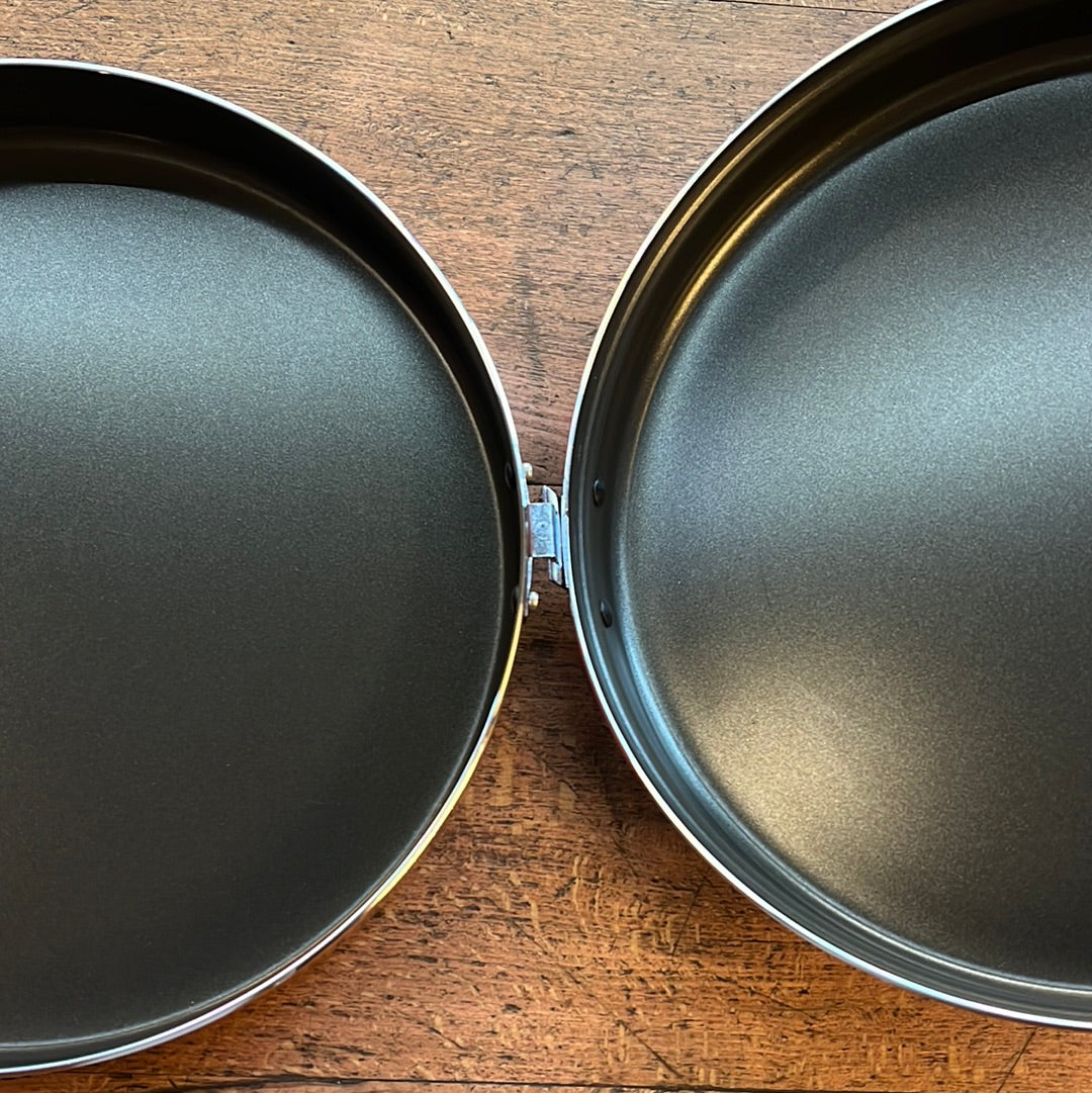 Omelette pan
