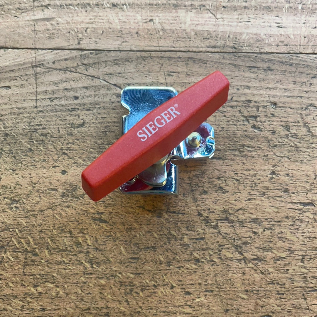 Wheel can opener