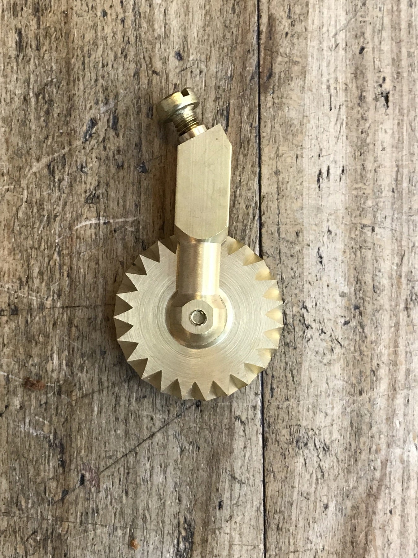 4-way adjustable festooned yoke 