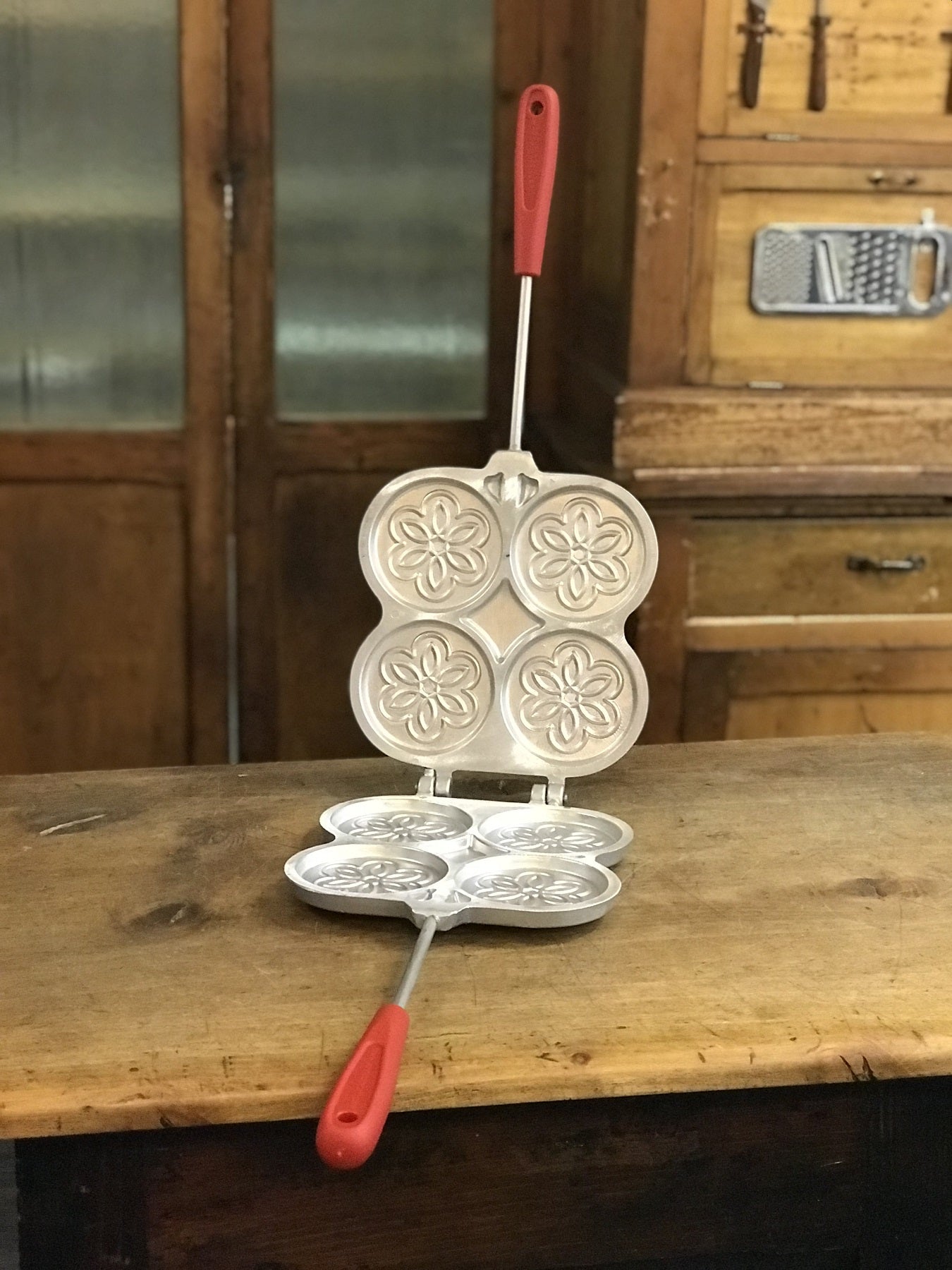Mold for 4 tigelle