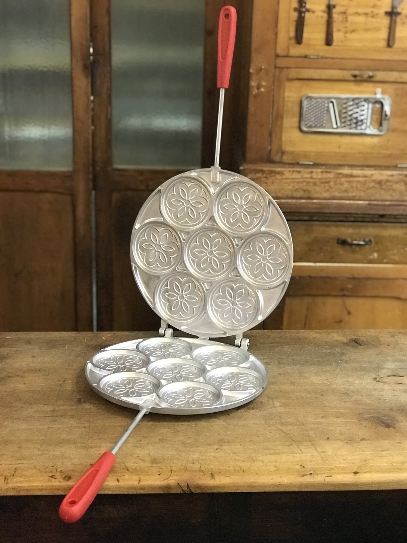 Mold for 7 induction tigelle